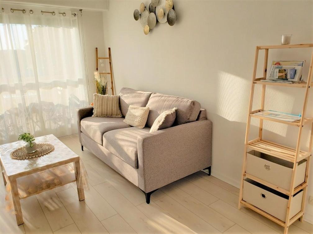 Cabourg - Bel Appartement Lumineux Avec Balcon Dans Residence Privee 외부 사진