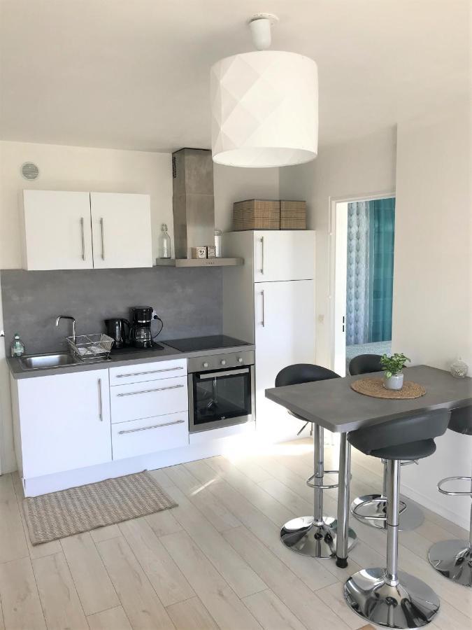 Cabourg - Bel Appartement Lumineux Avec Balcon Dans Residence Privee 외부 사진
